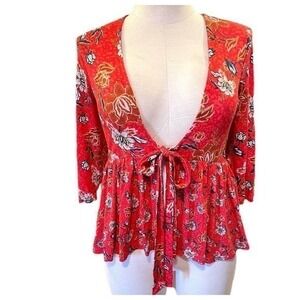 Torrid 4 (4X, 26) New Red Floral Crepe Tie Front Babydoll Jacket‎ Kimono Top